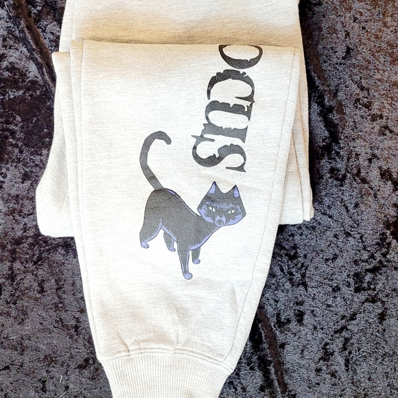 Disney Hocus Pocus Kids Light Gray Joggers - Picture 2 of 3